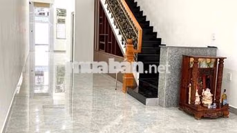 Cho thuê MT kinh doanh mới 100%