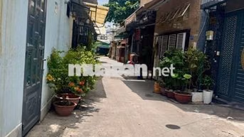 5 TỶ 15 TRIỆU NHÀ Q11 NGANG 4.8 BTCT GIẢ NÀY KHÓ TÌM NHÀ NGAY TT Q11.