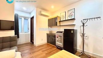 Căn hộ mini thang máy full nội thất cuối đường Dương Bá Trạc Quận 8