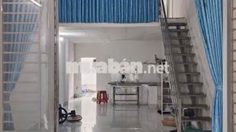 cần cho thuê nhà mặt tiền TTN 11.chợ Lạc quan.DT 4x20 gác lửng 7 triệu