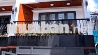nhà thuê mới  full nội thất .4×22m .1 trệt .1 lững .3 lầu .5pn.1p thờ 