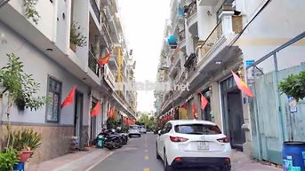 BÁN NHÀ 2 TẦNG 4×16M - HẺM XE HƠI 5M - SÁT HỒ TRÁI TIM - P. BÌNH TÂN 