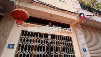 Cho thuê nhà Việt Hưng - 37m - 3PN. Giá 6tr