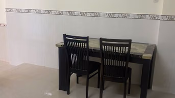 CHO THUÊ NHÀ ĐƯỜNG HƯNG ĐẠO VƯƠNG - Chỉ 6 triệu