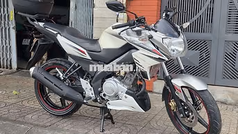 Yamaha FZ 150i 2015 Trắng.Xe Zin.Máy cực Êm