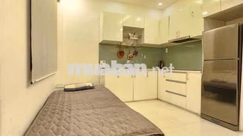 NGAY TRUNG TÂM Q1 CĂN HỘ BAN CÔNG THANG MÁY GIÁ SIÊU RẺ