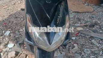 Yamaha Luvias 2024 màu Đen