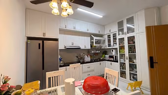 CC Central Plaza . Phạm Văn Hai . TB. DT 60m2 . 2PN Giá 13Tr5