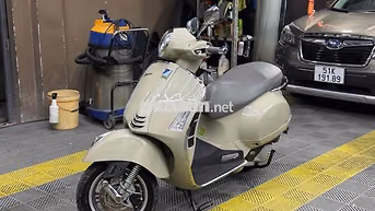 Piaggio Vespa GTS 2024 iGet 150cc Kem