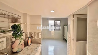 GẦN VHU - ĐH HỒNG BÀNG CỬA SỔ TRỜI NỘI THẤT CƠ BẢN
