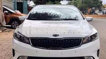 Kia Cerato 2017 1.6 Full Option Trắng