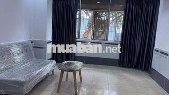 bán chung cư lầu 4,ngay mặt tiền đường Nguyễn Tri Phương
