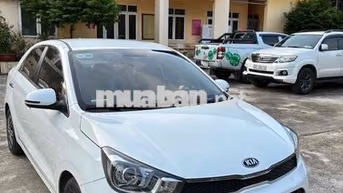 Kia Soluto AT 2020 Trắng Tự động