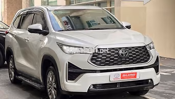 Innova Hybrid 2024 lướt 11.000 km bảo hành hãng