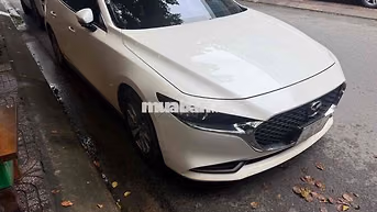 Mazda 3 bản luxury 2022 ,99ngàn ( ko bán lái )