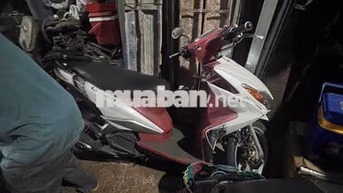 Yamaha Luvias Trắng Đỏ