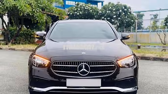 Mercedes E180 V1 2022 Lướt 21.000km