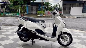 Honda Lead 125 Trắng