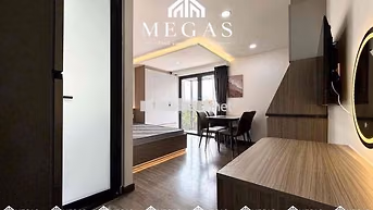CHO THUÊ CĂN HỘ BAN CÔNG SIÊU ĐẸP Ở BẾN VÂN ĐỒN QUẬN 4 MỚI 100% GIÁ RẺ