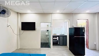 CĂN HỘ BAN CÔNG THOÁNG MÁT TẠI Q10 - GIÁ TỐT CHO KHÁCH CHỐT 25/8