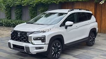 Mitsubishi Xpander Cross cuối 2024 Trắng