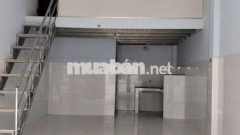 Nhà mặt tiền trệt lửng 4*12 có sân tiện KD