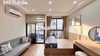 NHÀ MỚI FULL ĐỒ BAN CÔNG SIÊU THOÁNG NGAY LẠC LONG QUÂN TỪ 5TR9-6TR8