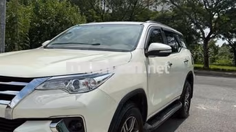 Toyota Fortuner 2017 Xăng Tự động 158000 km Trắng