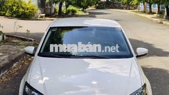 Volkswagen Polo 2018 Trắng 60000 km