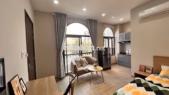 Balcony Nơ Trang Long - Hầm Xe Thang Máy Bảo Vệ 24/24 gần ĐH Văn Lang 