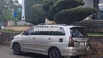 Toyota Innova 2015 Vàng cát