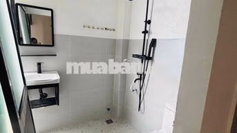CHDV ngay Gigamall Phạm Văn Đồng
