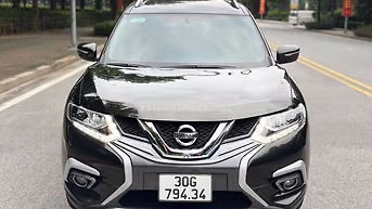 Nissan X-Trail 2020 2.0 Premium Xanh Đen 90000 km