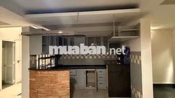 Cho thuê nguyên căn 5.5*21m, 1tr1l 3pn 2wc, Tân Bình