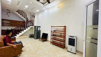 Cho thuê nhà Nguyễn Chí Thanh 40m2 - 3 ngủ đủ đồ - gần oto chỉ 13,5tr