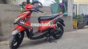 Yamaha Luvias 2012 Đỏ