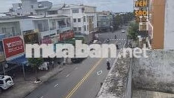 Bán căn nhà đường D33 kế ngân hàng MB,khu dân cư việt sing vsip1,BD