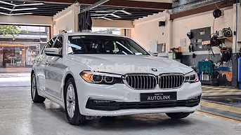 BMW 520i Model 2019 33000 miles