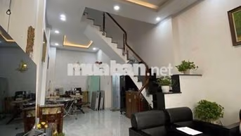 Bán nhà đường Tân Kỳ Tân Quý Dt 52m vuông , 5 tầng,ngang 4, dài 13, gi