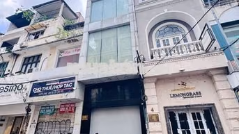 MT NGUYỄN THIỆP P.BẾN NGHÉ Q1 , DT : 350M2 , NGANG 4M5 , CÓ 4 TẦNG