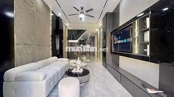 Cho thuê nhà 3 tầng mặt tiền Huỳnh Ngọc Huệ , Thanh Khê