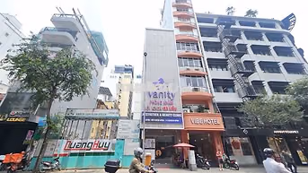MT 20A HAI BÀ TRƯNG P. BẾN NGHÉ Q1 , DT : 500M2 , 5 TẦNG ,  THANG MÁY