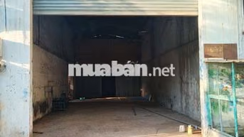 Xưởng 6x30m có đúc lững phía sau hẻm xe tải 5 tấn Thái Thị Giữ