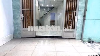 NHÀ NGAY VÒNG XOAY LÊ ĐẠI HÀNH 