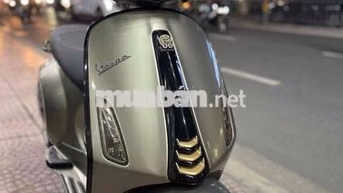 Piaggio Sprint iGet ABS 2023 Xám