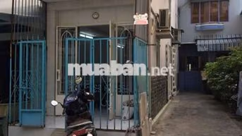 cho thuê nhà căn góc 2,8x14 tr 2 lầu 3pn 3vs Võ Văn Kiệt Q1