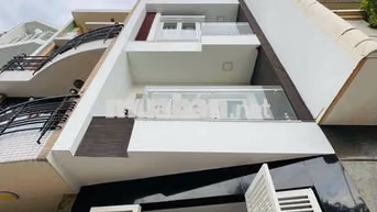 SIÊU PHẨM MẶT TIỀN 310Bis Trường Sa Phú Nhuận - 5 TẦNG - GIÁ 32 TRIỆU