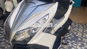 Honda Air Blade Trắng bạc Việt Nam