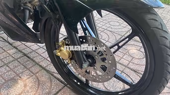 Yamaha Exciter 135 1s9a Đen trắng xuống áo