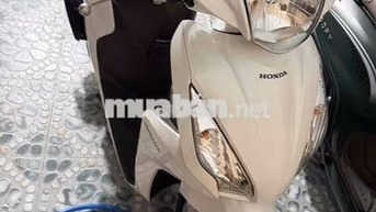 Honda Vision 2018 Trắng